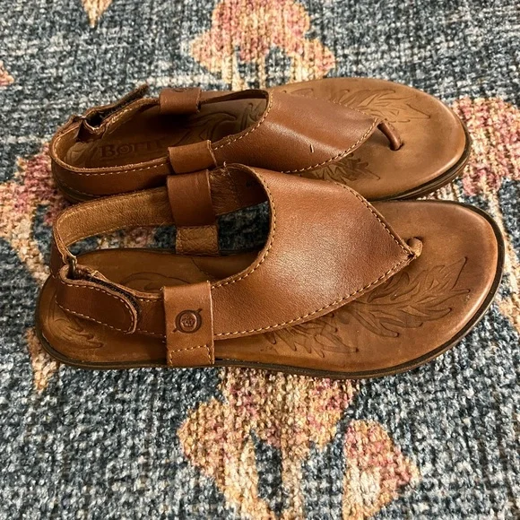 Women’s Born Slingback Ankle Sandal - Picture 2 of 4